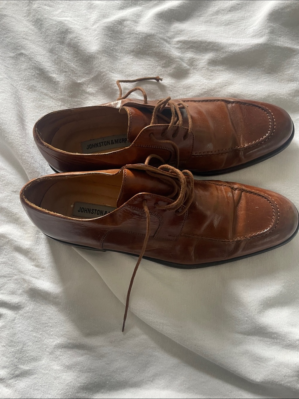Johnston & Murphy Cognac Brown Leather Lace-Up Derbys